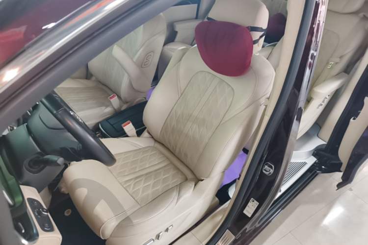 Used Buick GL8 2021 Avenir Aivia Six-Seat Luxury Edition Left Front Seat