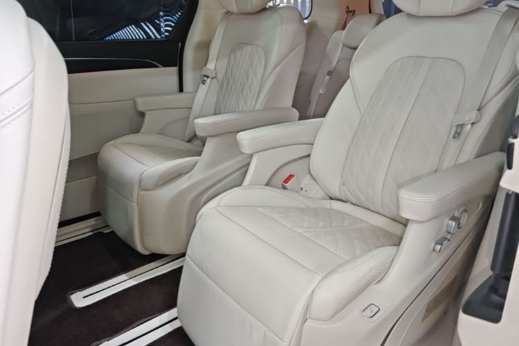 Used Buick GL8 2021 Avenir Aivia 7-Seater Luxury Edition Left Rear Seat