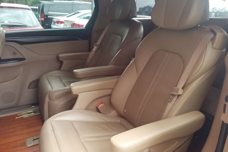 Used Buick GL8 2021 ES Landtrek 653T Luxury Model Left Rear Seat