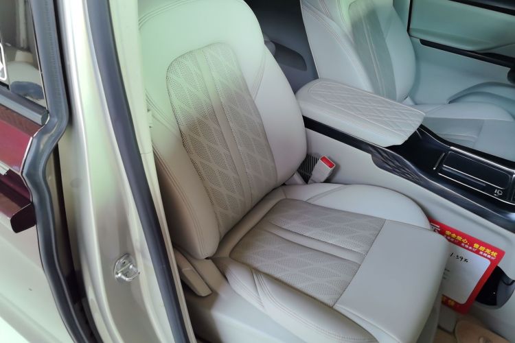 Used Buick GL8 2021 ES Landtrek 653T Comfort Edition Right Front Seat