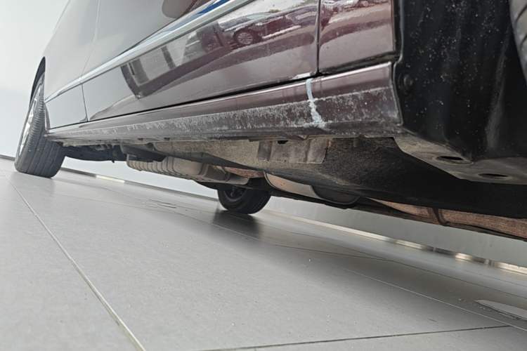 Used Buick GL8 2021 Avenir Aivia Six-Seat Luxury Edition Right Side Sill