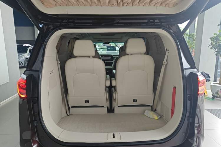 Used Buick GL8 2021 Avenir Aivia Six-Seat Luxury Edition Trunk