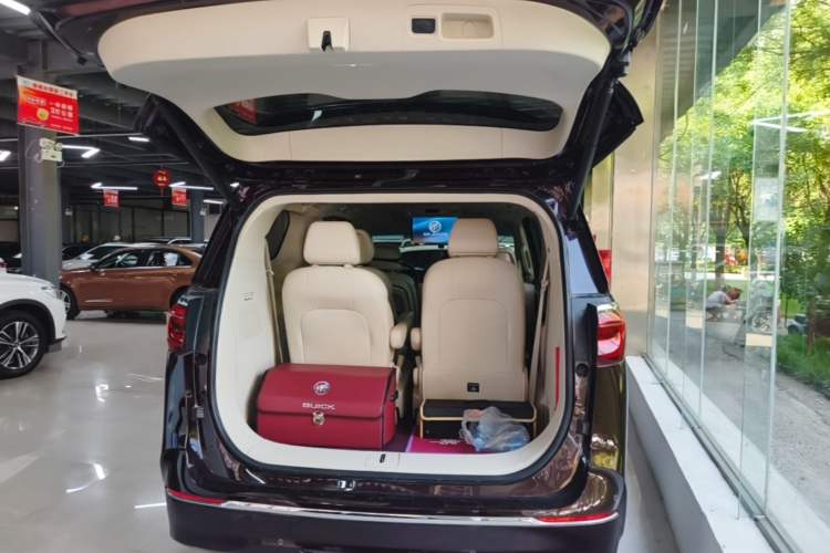 Used Buick GL8 2021 Avenir Aivia Six-Seat Luxury Edition Trunk