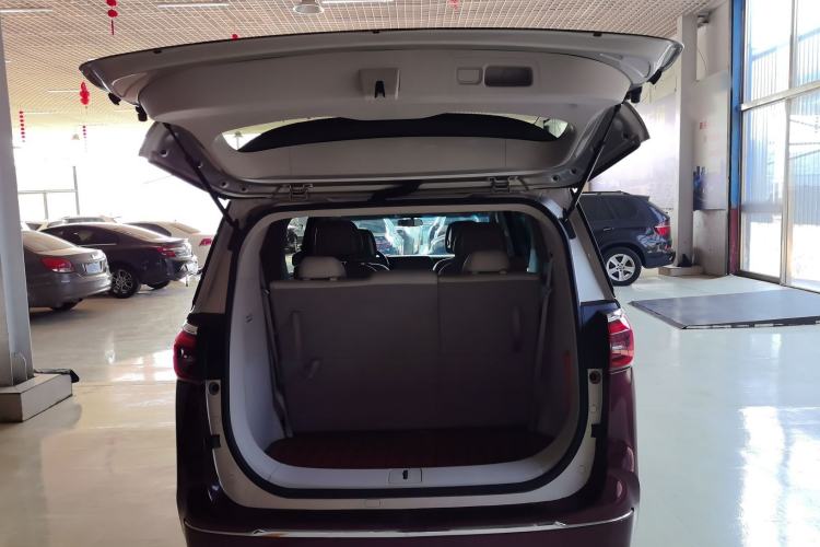 Used Buick GL8 2021 ES Landtrek 653T Comfort Edition Trunk