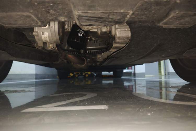 Used Buick GL8 2021 Land Cruiser Executive 652T Premium Model Chassis Front