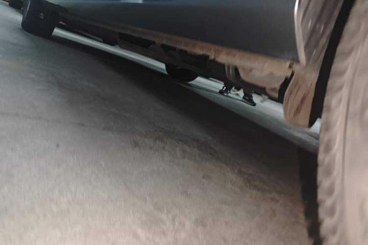 Used Buick GL8 2021 Land Cruiser Executive 652T Premium Model Chassis Rear Left