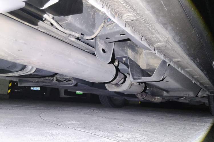 Used Buick GL8 2021 Land Cruiser Executive 652T Premium Model Chassis Rear Right