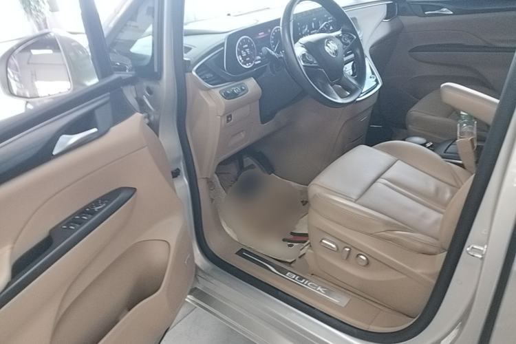 Used Buick GL8 2021 ES Land Cruiser 653T Flagship Model Driver Seat