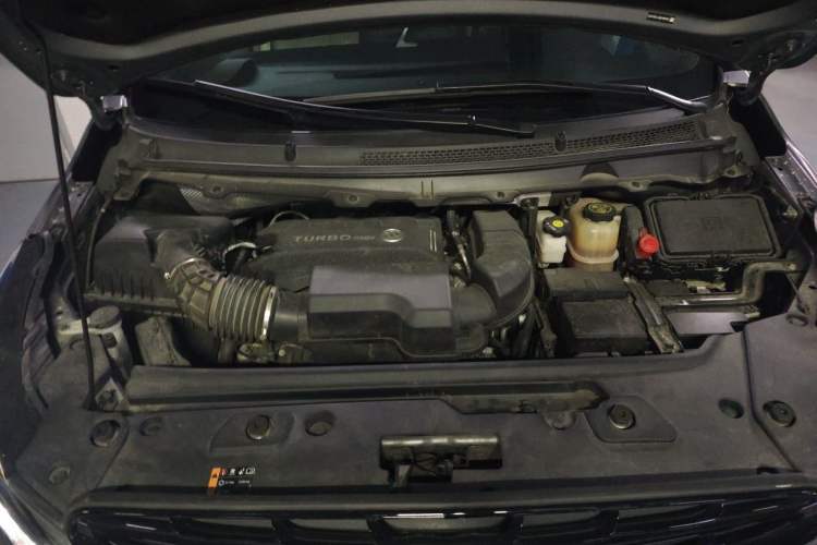 Used Buick GL8 2021 Land Cruiser Executive 652T Premium Model Engine Bay