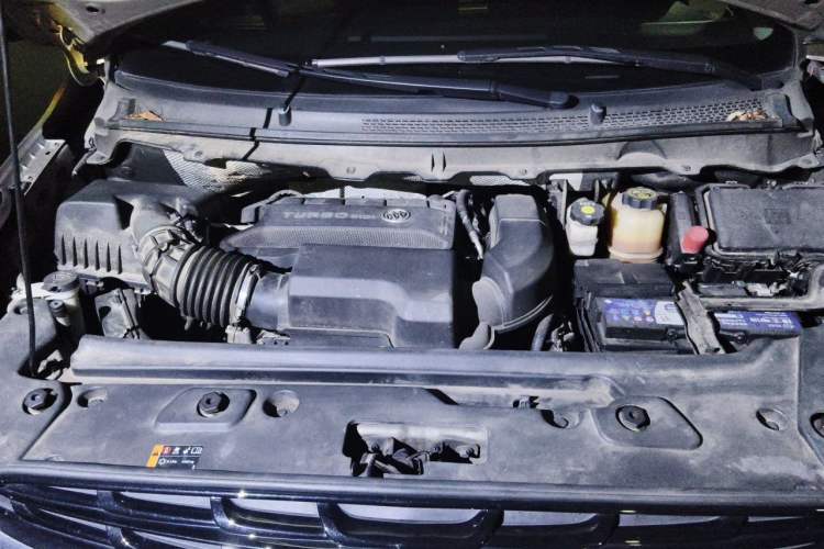 Used Buick GL8 2021 Land Cruiser Executive 652T Premium Model Engine Bay