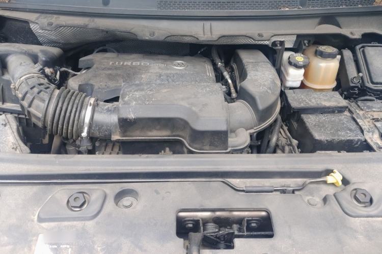 Used Buick GL8 2021 Land Cruiser Executive Class 652T Comfort Model Engine Bay