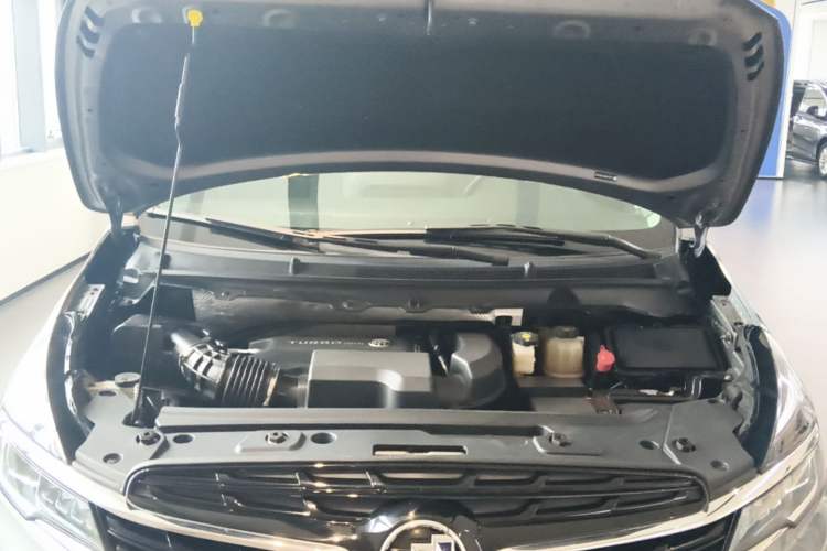 Used Buick GL8 2021 Land Cruiser Executive 652T Premium Model Engine Bay