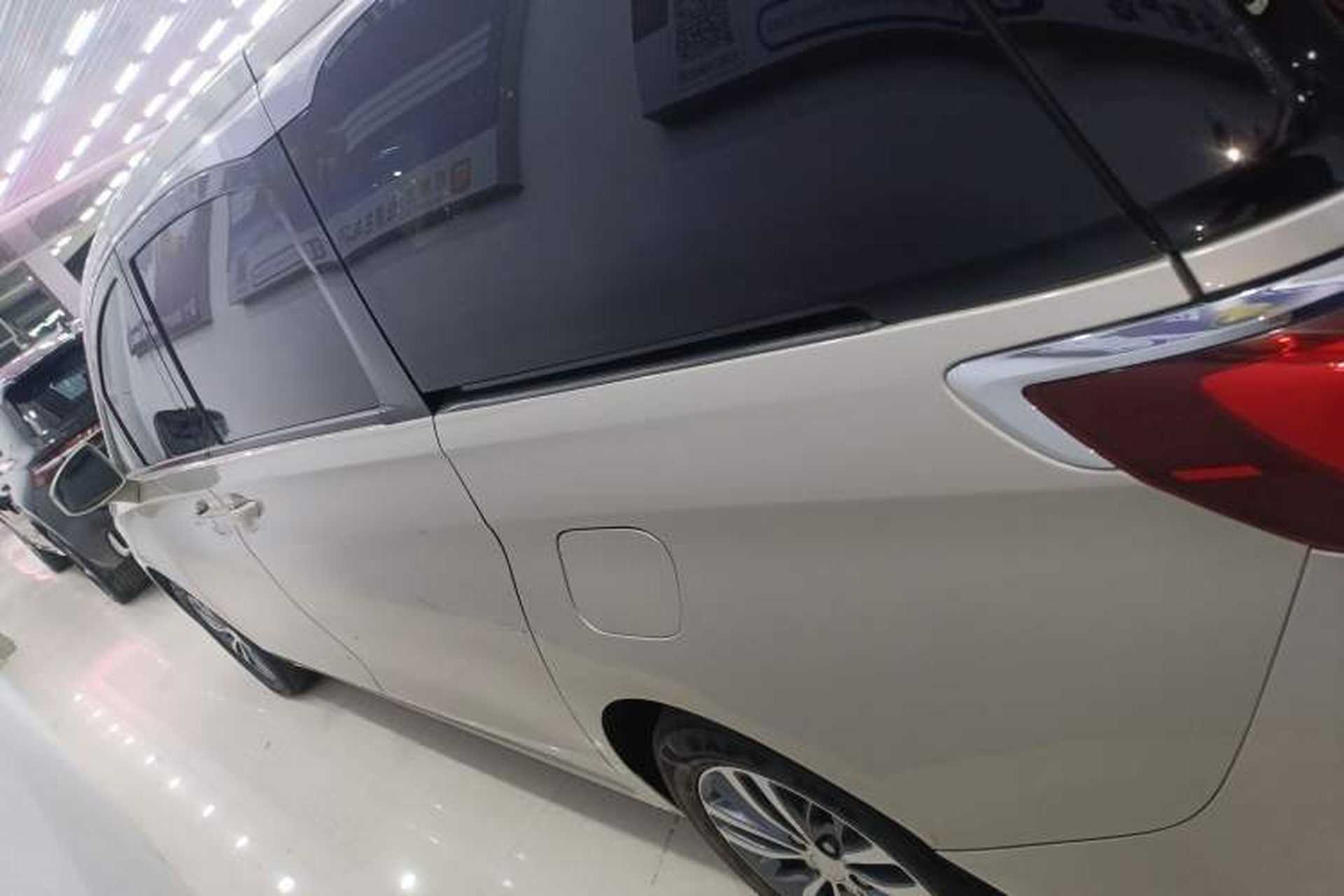 Used Buick GL8 2021 ES Land Cruiser 653T Luxury Edition Exterior 3
