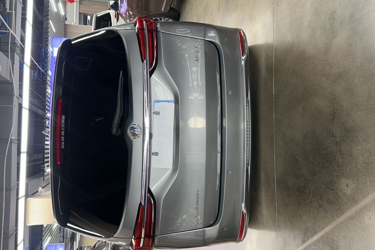 Used Buick GL8 2021 Land Cruiser Executive Class 652T Luxury Model Exterior 5