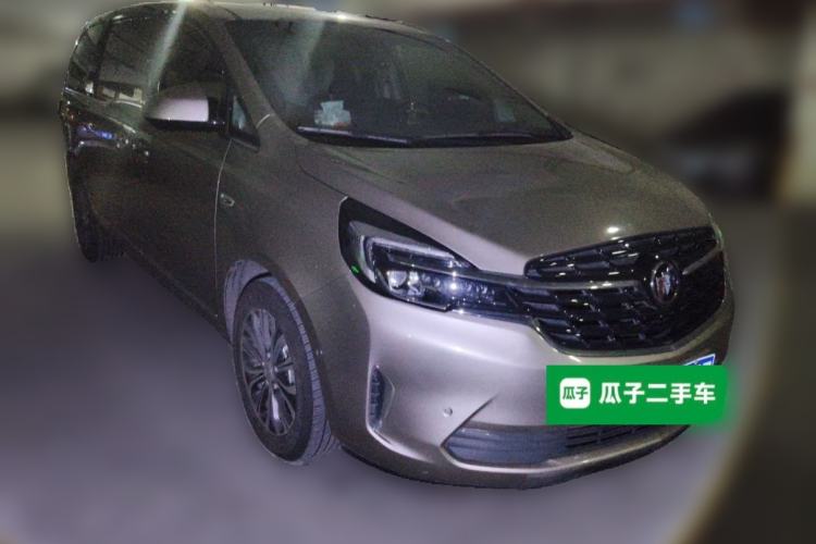 Used Buick GL8 2021 Land Cruiser Executive 652T Premium Model Front Right 45 Deg