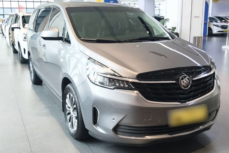 Used Buick GL8 2021 Land Cruiser Executive 652T Premium Model Front Right 45 Deg