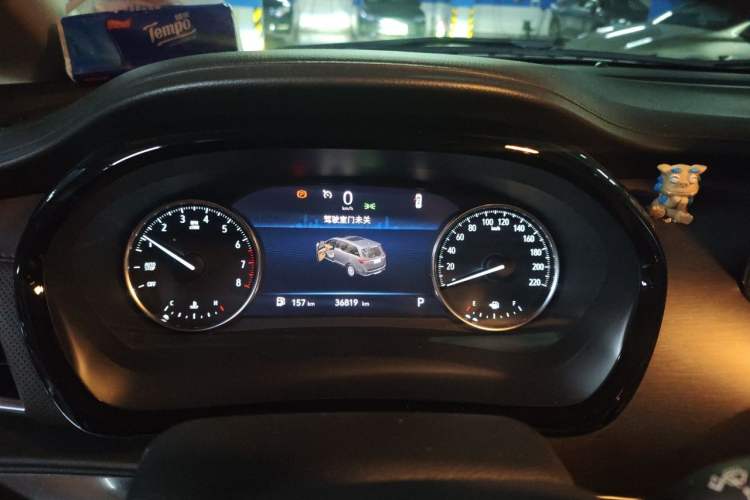 Used Buick GL8 2021 Land Cruiser Executive 652T Premium Model Instrument Cluster