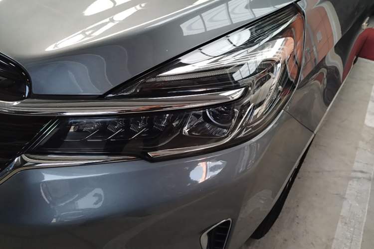 Used Buick GL8 2021 Land Cruiser Executive Class 652T Comfort Model Left Front Headlight