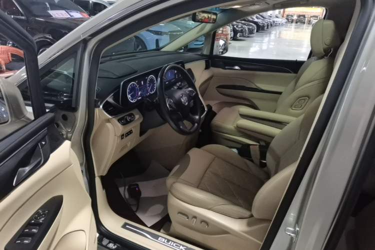 Used Buick GL8 2021 ES Land Cruiser 653T Smart Flagship Model Left Front Seat