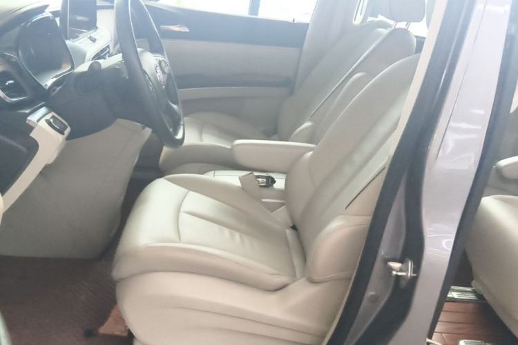 Used Buick GL8 2021 Land Cruiser Executive 652T Premium Model Left Front Seat
