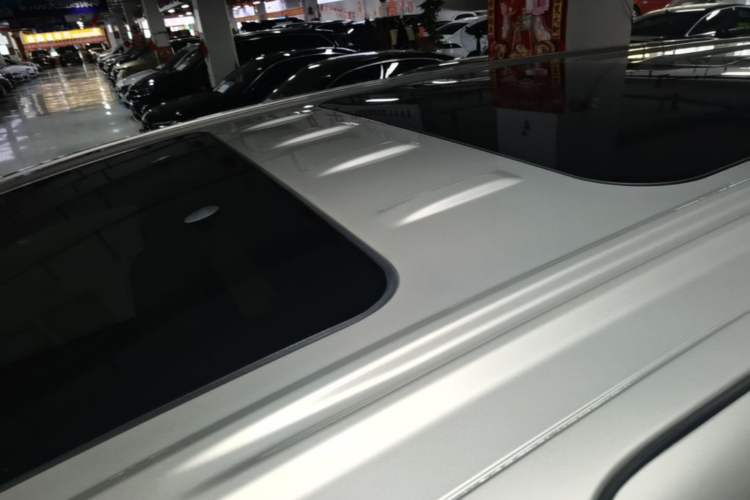 Used Buick GL8 2021 ES Land Cruiser 653T Smart Flagship Model Roof