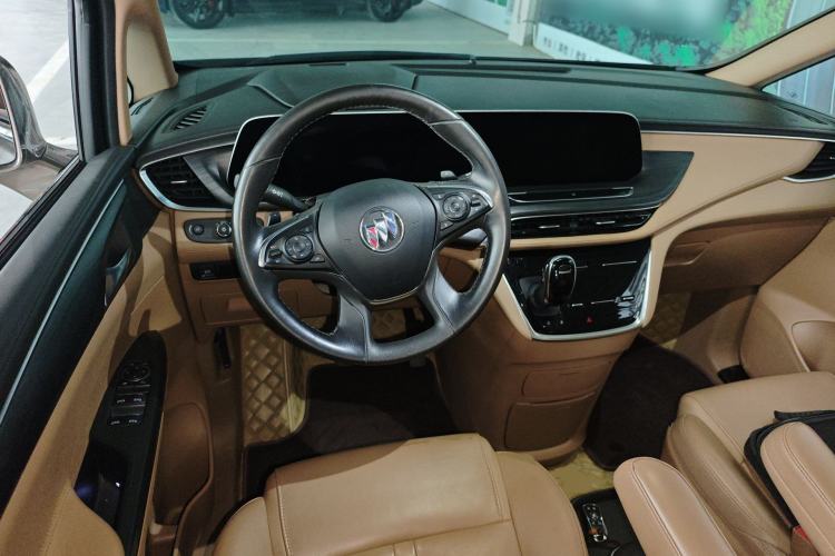 Used Buick GL8 2021 ES Land Cruiser 653T Luxury Edition Steering Wheel