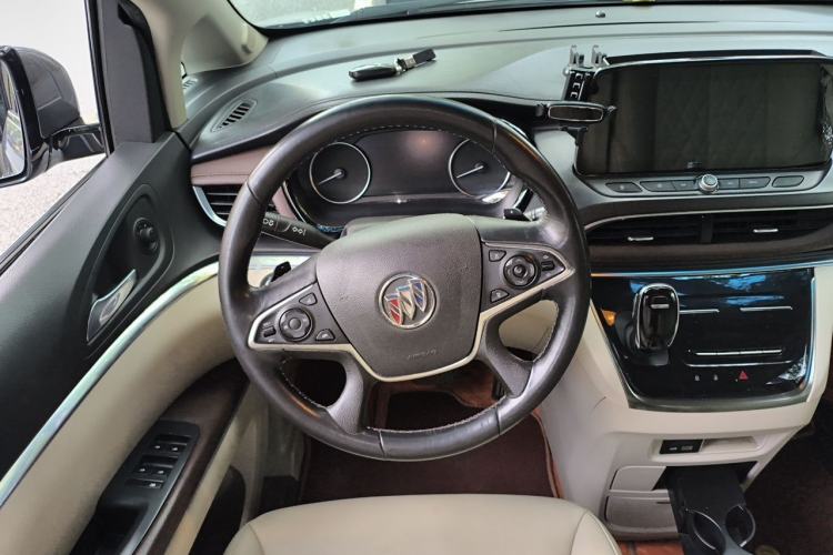 Used Buick GL8 2021 Land Cruiser Executive Class 652T Comfort Model Steering Wheel