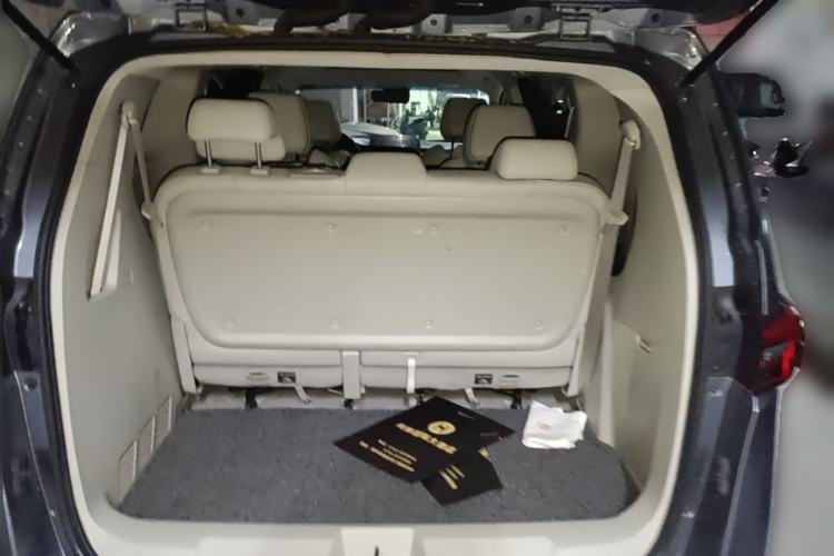 Used Buick GL8 2021 Land Cruiser Executive Class 652T Smart Luxury Model Trunk