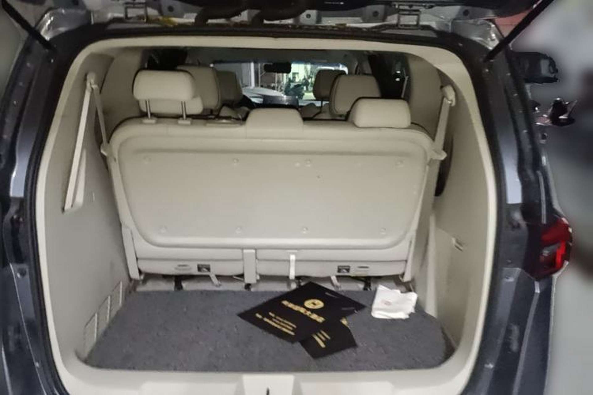 Used Buick GL8 2021 Land Cruiser Executive Class 652T Smart Luxury Model Trunk