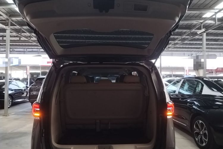 Used Buick GL8 2021 Land Cruiser Executive Class 652T Comfort Model Trunk