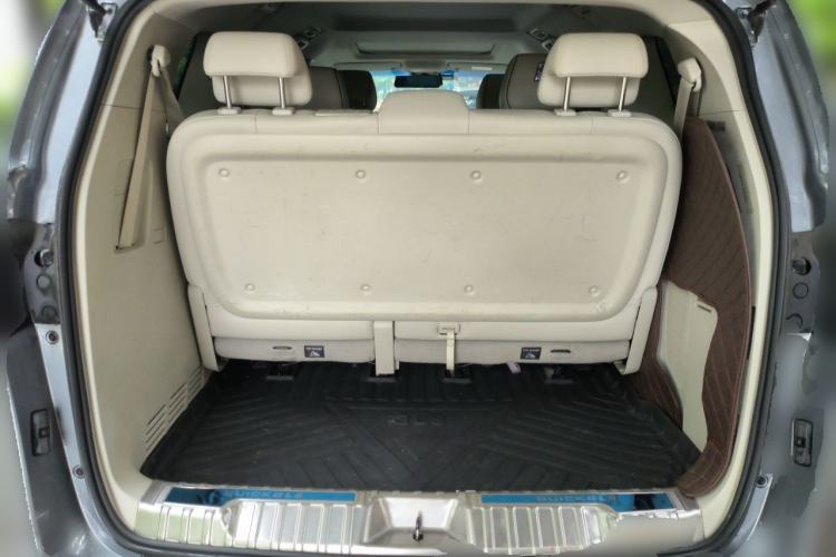 Used Buick GL8 2021 Land Cruiser Executive Class 652T Luxury Model Trunk