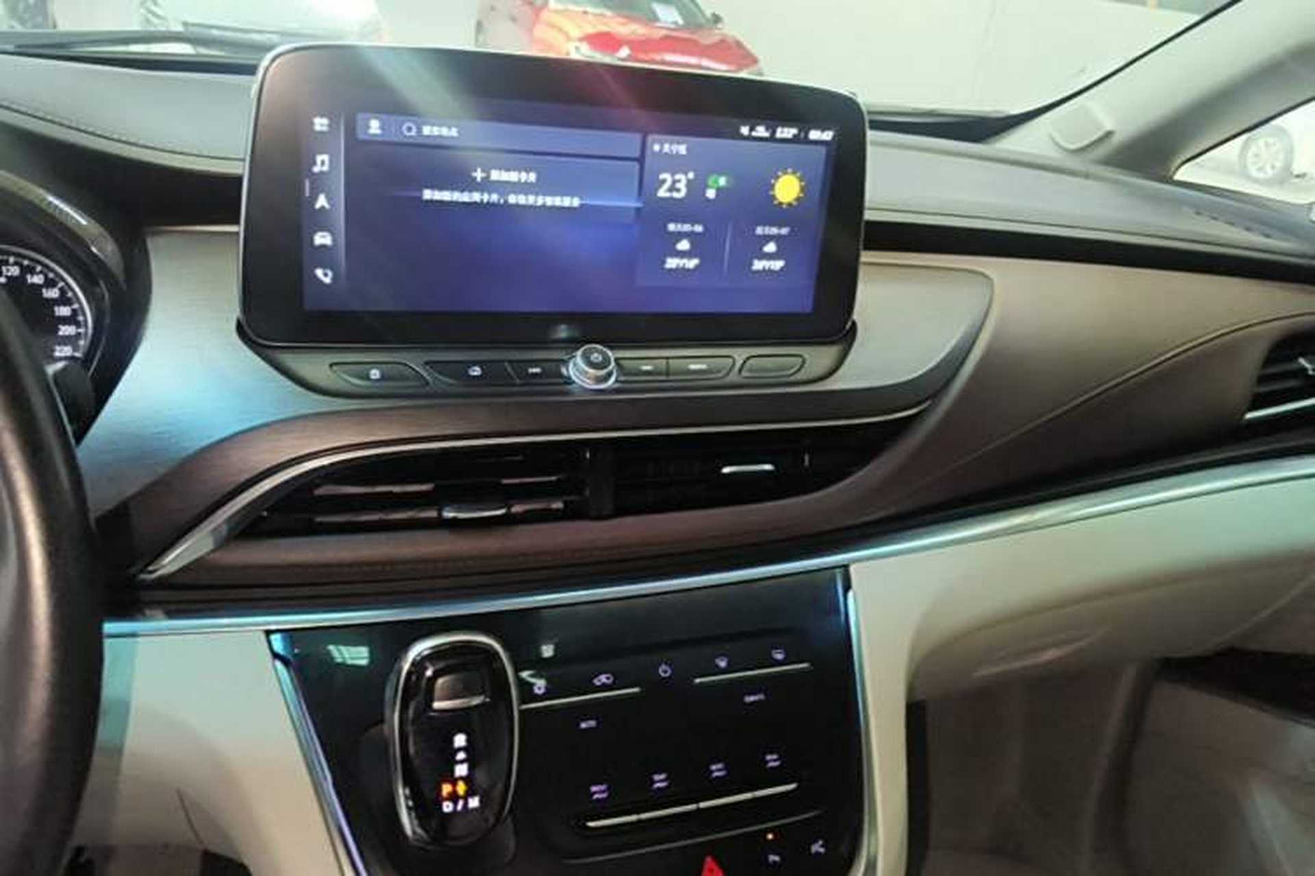 Used Buick GL8 2021 Land Cruiser Executive Class 652T Smart Luxury Model Audio And AC Panel