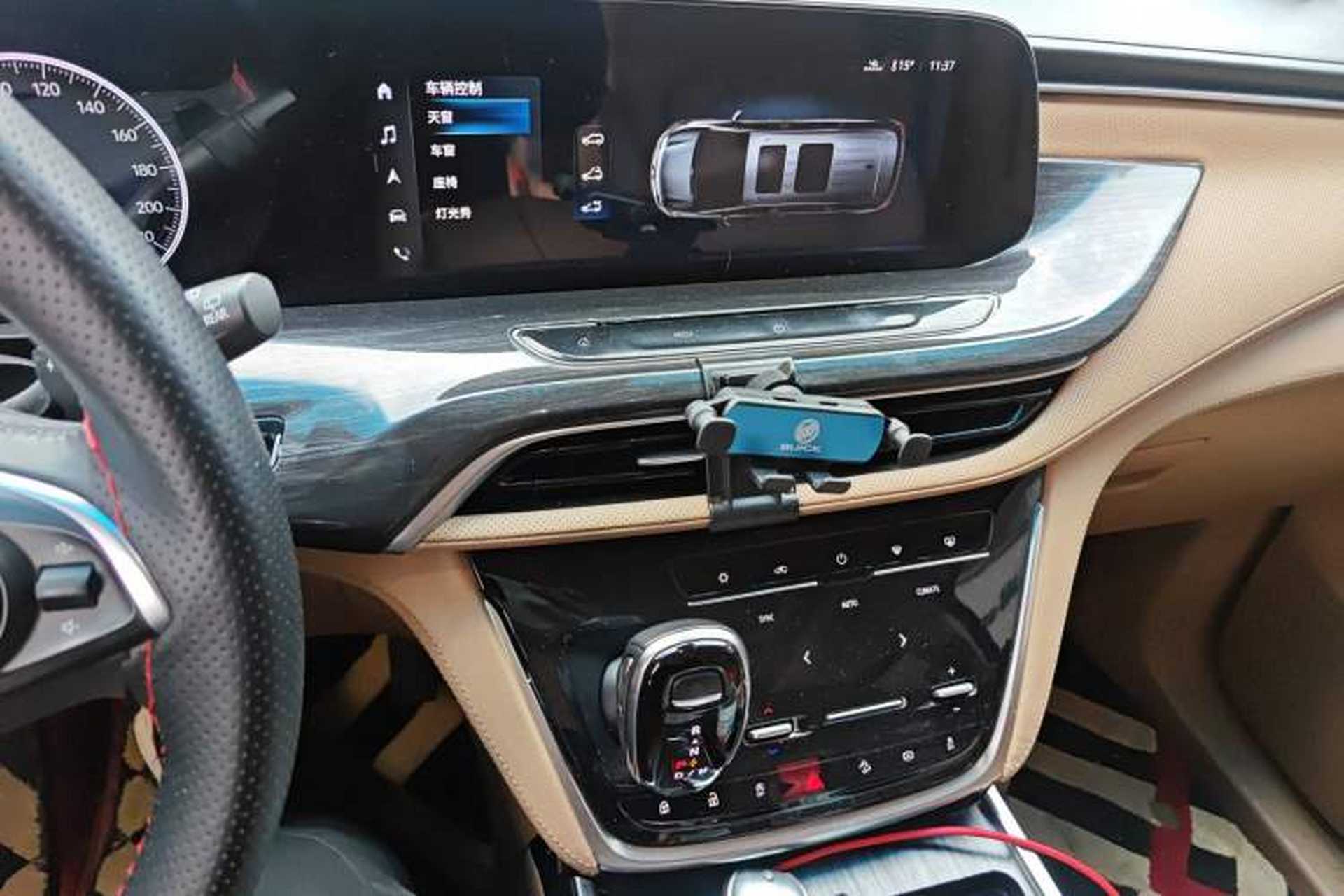 Used Buick GL8 2021 ES Land Cruiser 653T Luxury Edition Audio And AC Panel