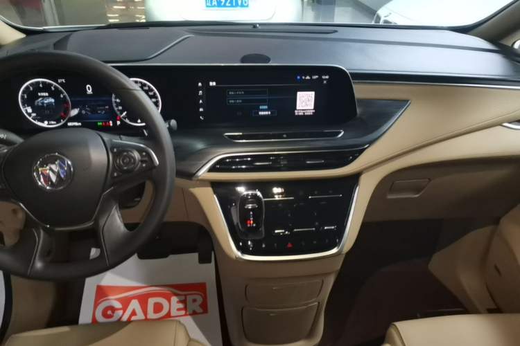 Used Buick GL8 2021 ES Land Cruiser 653T Flagship Model Audio And AC Panel