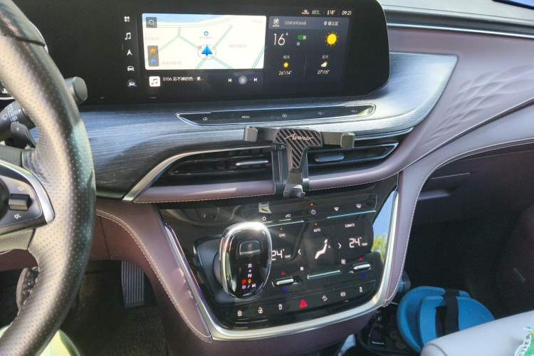 Used Buick GL8  Audio And AC Panel