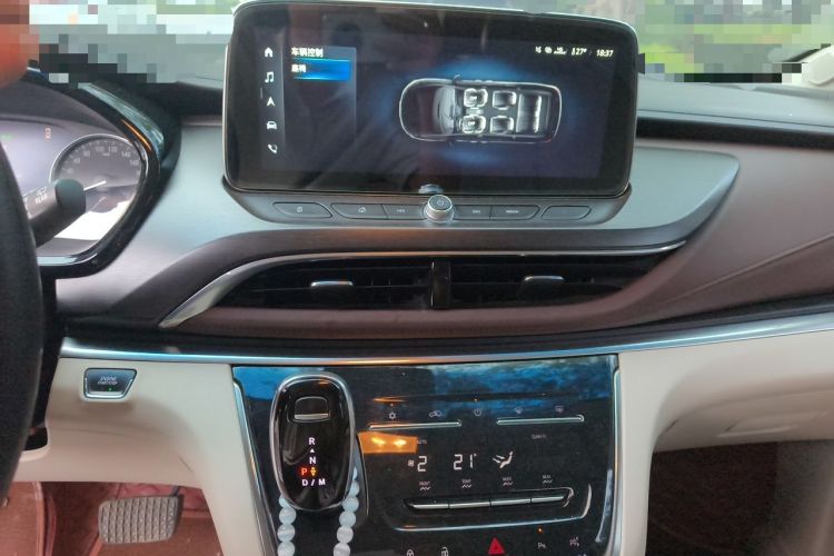 Used Buick GL8 2021 Land Cruiser Executive 652T Premium Model Audio And AC Panel