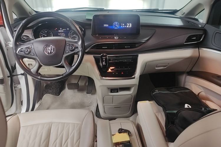 Used Buick GL8 2021 Land Cruiser Executive Class 652T Luxury Model Center Console
