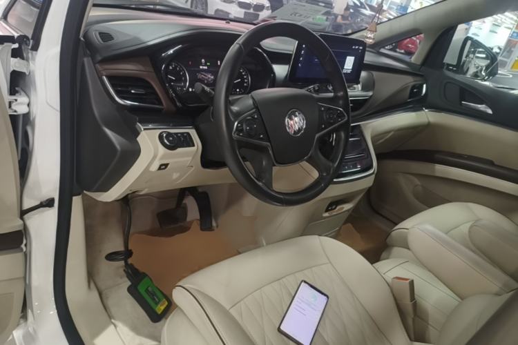 Used Buick GL8 2021 Land Cruiser Executive Class 652T Luxury Model Center Console