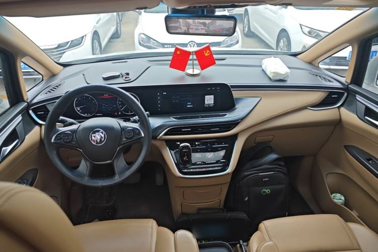 Used Buick GL8 2021 ES Land Cruiser 653T Luxury Edition Center Console