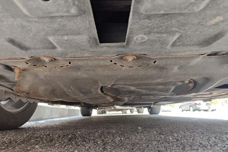 Used Buick GL8 2021 ES Landtrek 653T Comfort Edition Chassis Front