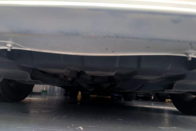 Used Buick GL8 2021 Land Cruiser Executive Class 652T Comfort Model Chassis Front