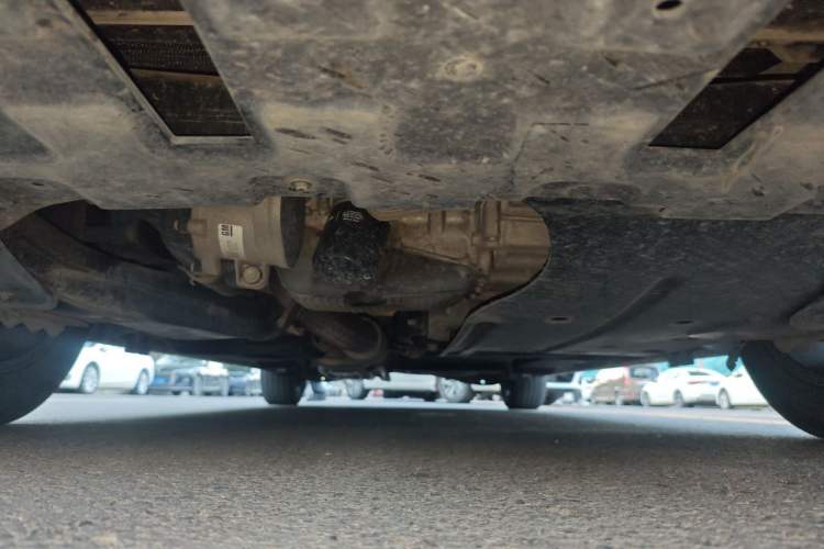 Used Buick GL8 2021 ES Landtrek 653T Comfort Edition Chassis Front