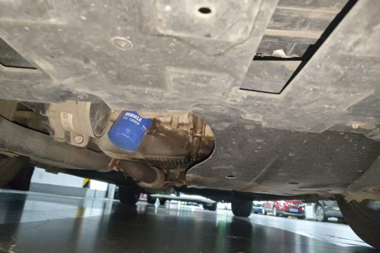 Used Buick GL8 2021 ES Landtrek 653T Comfort Edition Chassis Front
