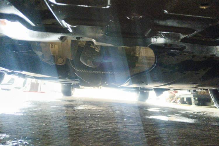 Used Buick GL8 2021 ES Land Cruiser 653T Smart Flagship Model Chassis Front
