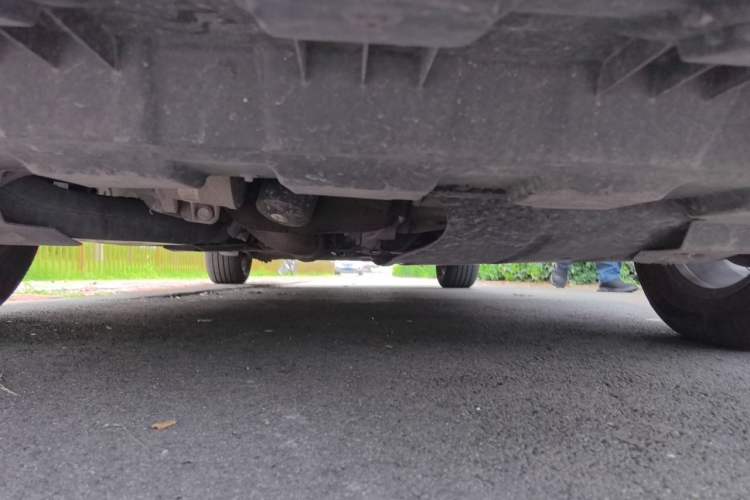 Used Buick GL8 2021 Land Cruiser Executive 652T Premium Model Chassis Front