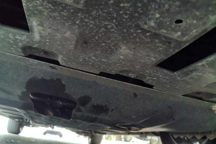 Used Buick GL8 2021 ES Landtrek 653T Comfort Edition Chassis Front