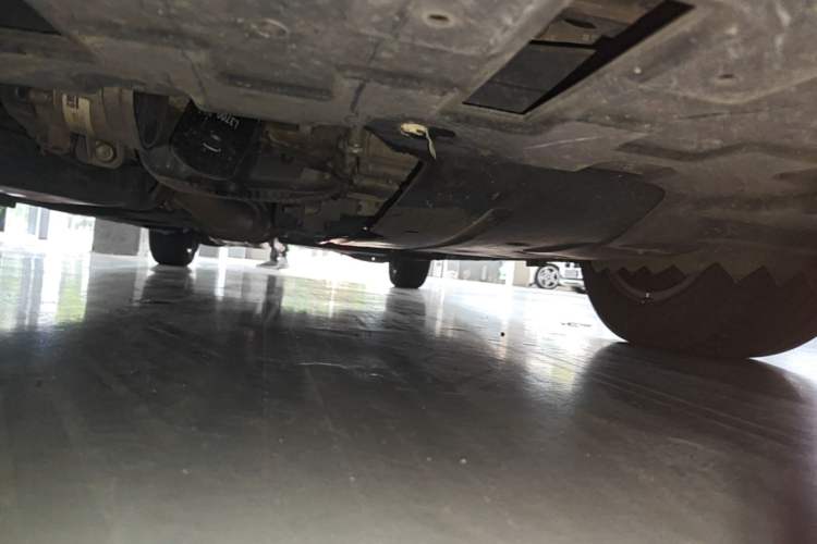 Used Buick GL8 2021 ES Landtrek 653T Comfort Edition Chassis Front