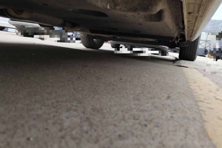 Used Buick GL8 2021 Land Cruiser Executive Class 652T Comfort Model Chassis Front Left