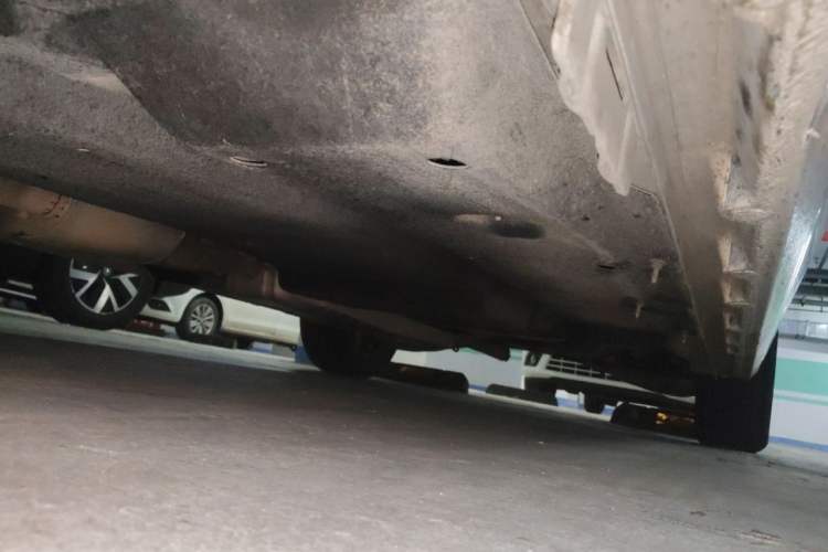 Used Buick GL8 2021 ES Landtrek 653T Comfort Edition Chassis Front Left