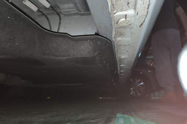 Used Buick GL8 2021 Land Cruiser Executive 652T Premium Model Chassis Front Left